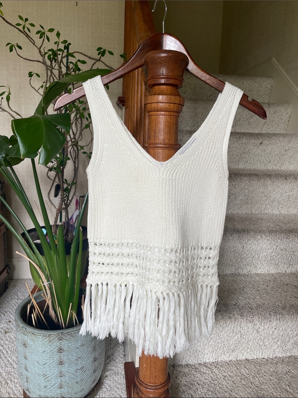 Rebecca Minkoff Cream Sleeveless V-Neck Fringe Knit Tank Top